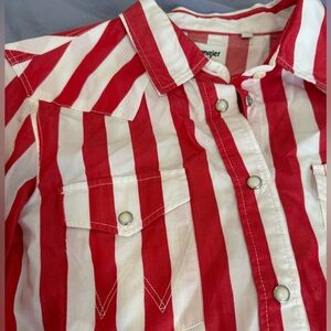 Women’s wrangler pearlsnap rodeo shirt, red and white stripes